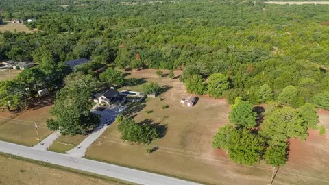 5148 N Enville Rd, Marietta, OK 73448