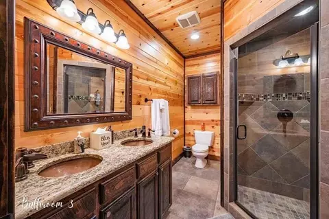 Bath - 44 Pine Bluff Rd, Broken Bow, OK 74728 photo 4 of 4