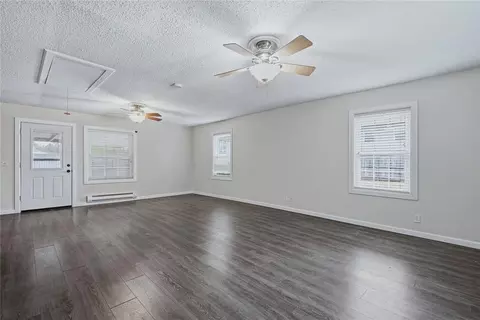 Living - 1701 Camelot Dr, Norman, OK 73069 photo 9 of 9