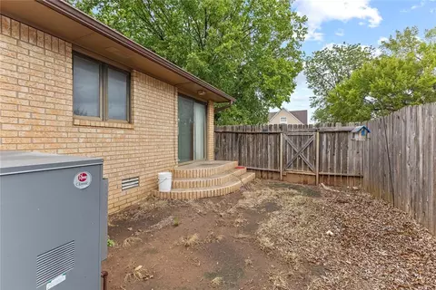 Exterior - 120 E Maple St, Fairview, OK 73737 photo 6 of 6
