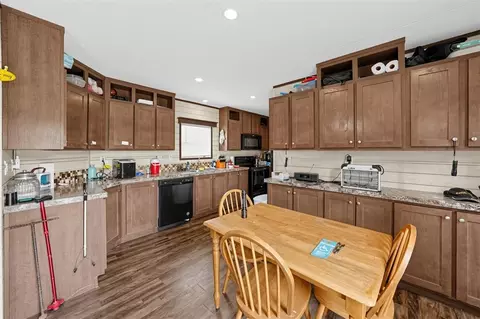 Kitchen - 320 E 10th St, Okemah, OK 74859 photo 4 of 4