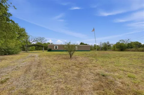 Other - 320 E 10th St, Okemah, OK 74859 photo 3 of 10