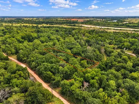 1703 Broken Arrow Rd, Crescent, OK 73028