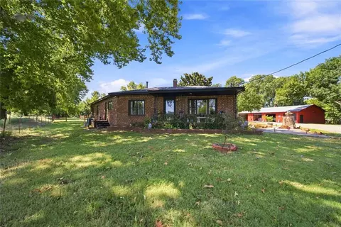 1217 Kansas St, Pawnee, OK 74058