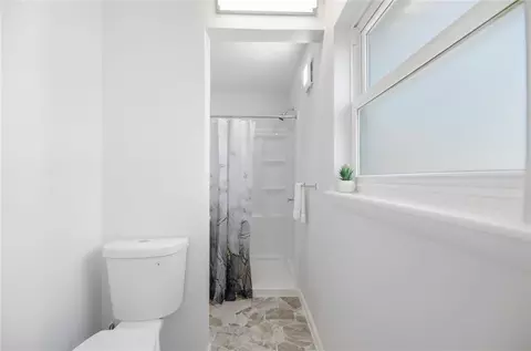Bath - 6604 E 26th Ct, Tulsa, OK 74129 photo 3 of 4