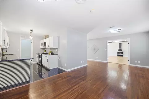 Living - 6604 E 26th Ct, Tulsa, OK 74129 photo 9 of 9