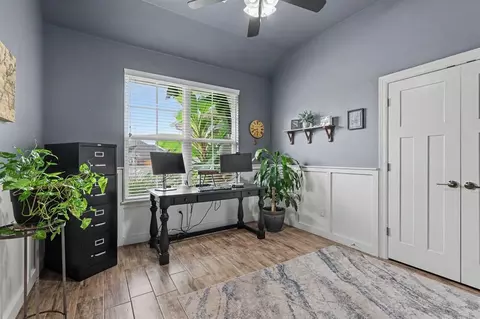 Entry Way - 1334 Ladera Cir, Moore, OK 73160 photo 2 of 3