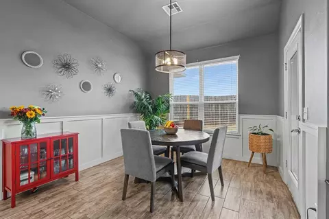 Dining - 1334 Ladera Cir, Moore, OK 73160 photo 1 of 1