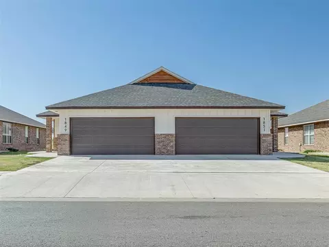 1900 Investors Ave, El Reno, OK 73036
