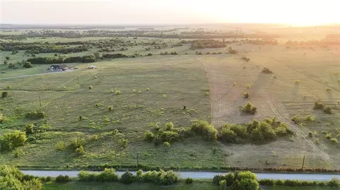 12 Turnbull Rd, Caddo, OK 74729
