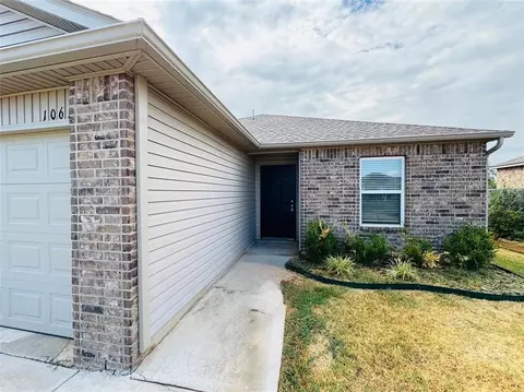 10612 SW 22nd St, Yukon, OK 73099