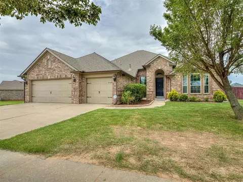 18501 El Greco Dr, Edmond, OK 73012