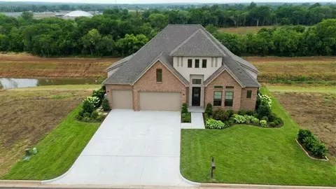 16037 Girona Ln, Oklahoma City, OK 73170