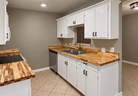 Kitchen - 1122 E 17th St, Chandler, OK 74834 photo 1 of 2