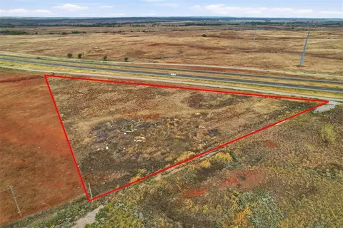S Frontage Road, Sayre, OK 73662