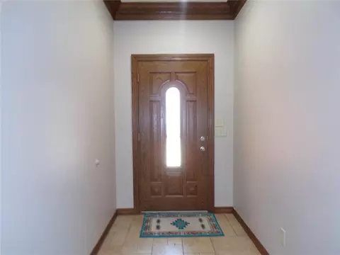Entry Way - 133 W 6th St, Hydro, OK 73048 photo 1 of 2