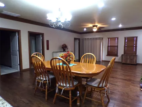 Dining - 133 W 6th St, Hydro, OK 73048 photo 1 of 4