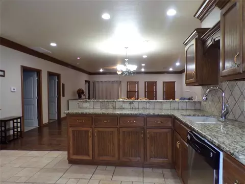 Kitchen - 133 W 6th St, Hydro, OK 73048 photo 3 of 7