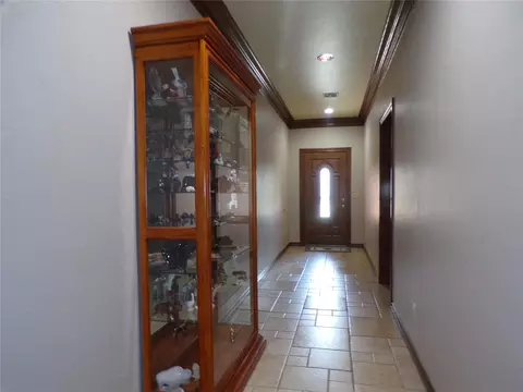 Entry Way - 133 W 6th St, Hydro, OK 73048 photo 2 of 2
