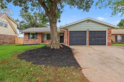 3108 Simmons Dr, Del City, OK 73115
