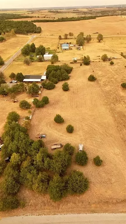 Mounds Road, Hinton, OK 73047