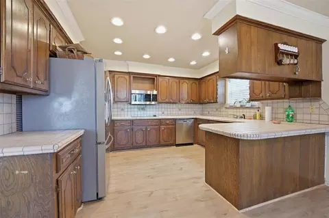 Kitchen - 103 E Lakeview Ct, Tecumseh, OK 74873 photo 1 of 3