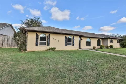 10016 Kingsgate Dr, Oklahoma City, OK 73159