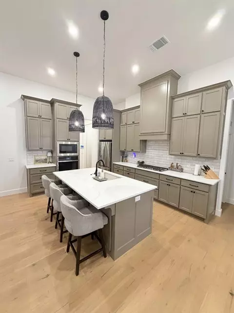 Kitchen - 416 Explorer Trl, Norman, OK 73069 photo 1 of 8