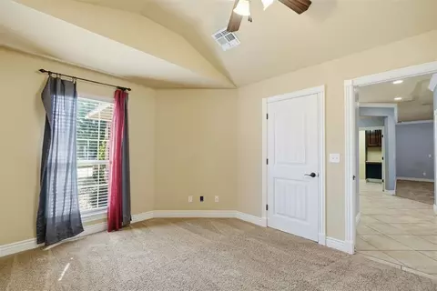 Bedroom - 805 Candace Ln, Altus, OK 73521 photo 6 of 13