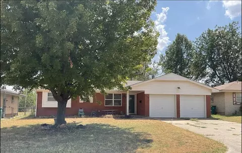 516 SW 67th St, Oklahoma City, OK 73139