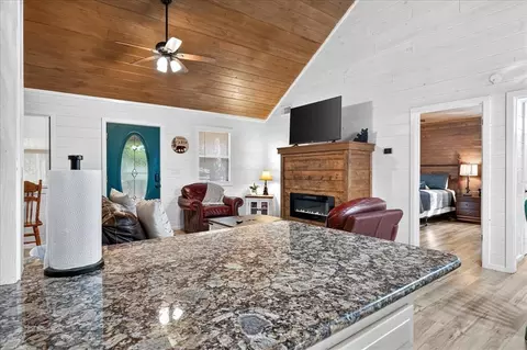 Kitchen - 178 Marlin Dr, Broken Bow, OK 74728 photo 7 of 7
