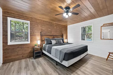 Bedroom - 178 Marlin Dr, Broken Bow, OK 74728 photo 3 of 4