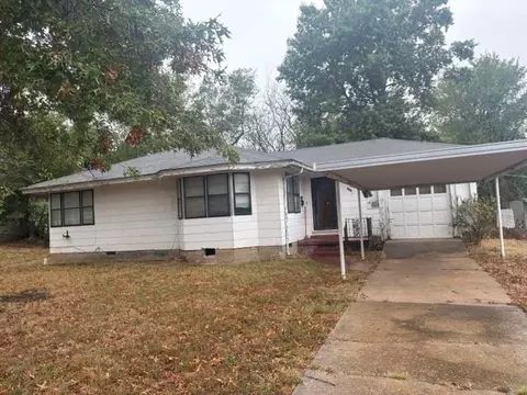 717 Mckinley St, Seminole, OK 74868