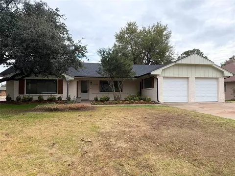 3000 Carlton Way, Oklahoma City, OK 73120