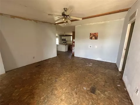 Living - 202 S Cedar Ave, Erick, OK 73645 photo 1 of 6
