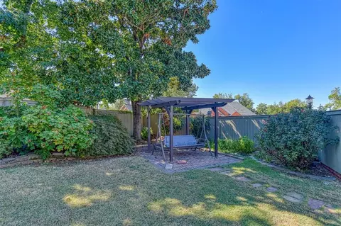 Exterior - 4412 Brookfield Dr, Norman, OK 73072 photo 6 of 7