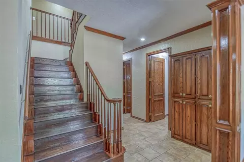 Entry Way - 4412 Brookfield Dr, Norman, OK 73072 photo 3 of 5