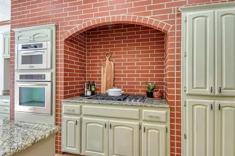 Kitchen - 4412 Brookfield Dr, Norman, OK 73072 photo 1 of 3