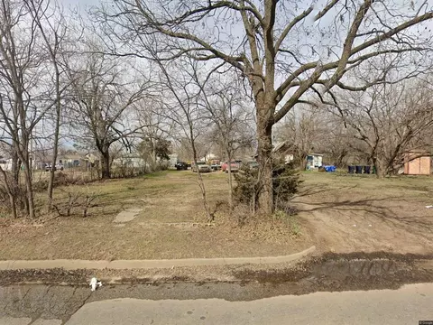 2021 SW 15th St, Oklahoma City, OK 73108