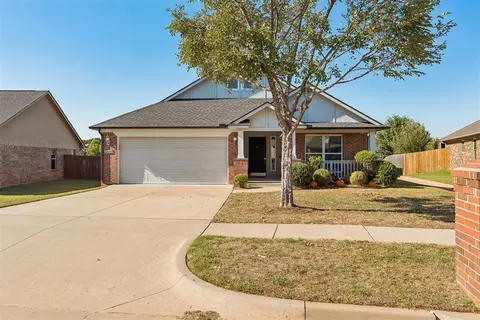12607 SE 18th St, Choctaw, OK 73020
