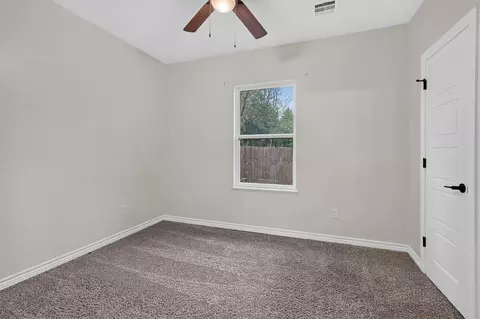 Bedroom - 609 E Grant Ave, Guthrie, OK 73044 photo 3 of 9