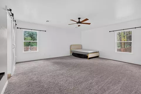 Bedroom - 609 E Grant Ave, Guthrie, OK 73044 photo 7 of 9