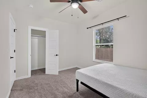 Bedroom - 609 E Grant Ave, Guthrie, OK 73044 photo 6 of 9