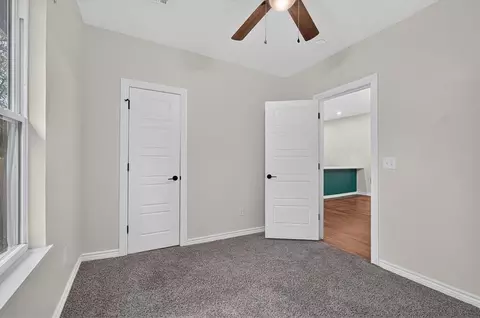 Bedroom - 609 E Grant Ave, Guthrie, OK 73044 photo 4 of 9