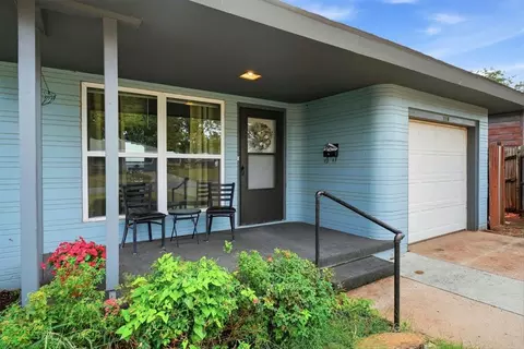 220 Davis Blvd, Elk City, OK 73644