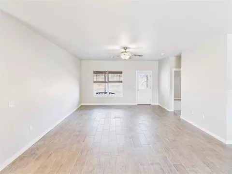 Living - 11601 Split Oak Cir, Guthrie, OK 73044 photo 1 of 3