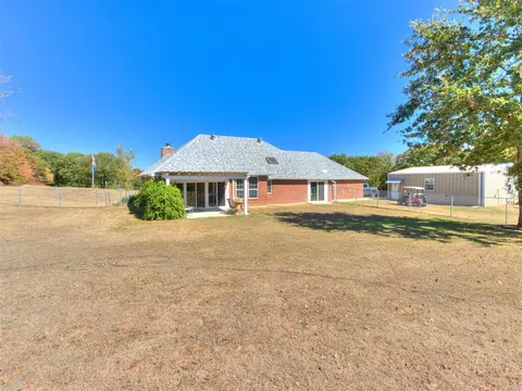 Exterior - 9950 E Boyd St, Norman, OK 73026 photo 7 of 12