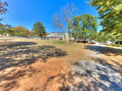 Exterior - 9950 E Boyd St, Norman, OK 73026 photo 5 of 12