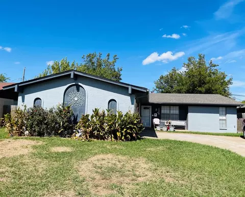 1329 NW 105th Ter, Oklahoma City, OK 73114