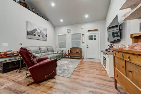 Other - 319 E Cedar Dr, Tuttle, OK 73089 photo 6 of 8